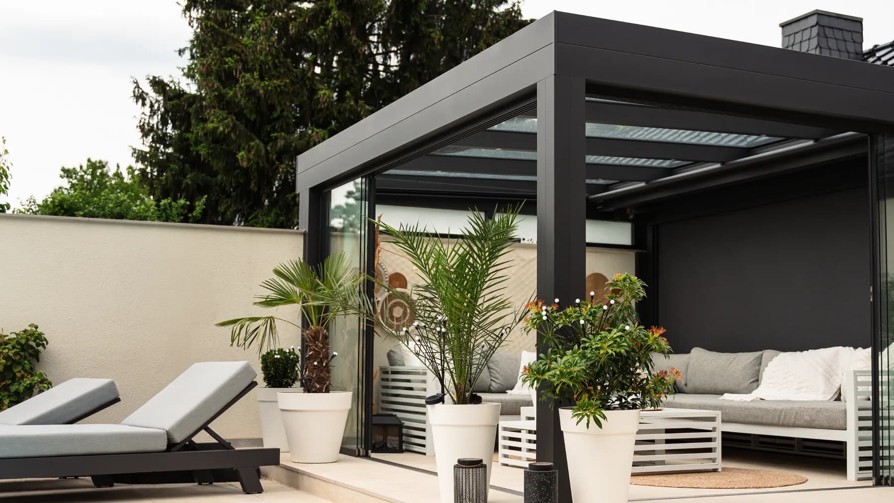 Outdoor-Living-Trends 2025: Cozy Comfort