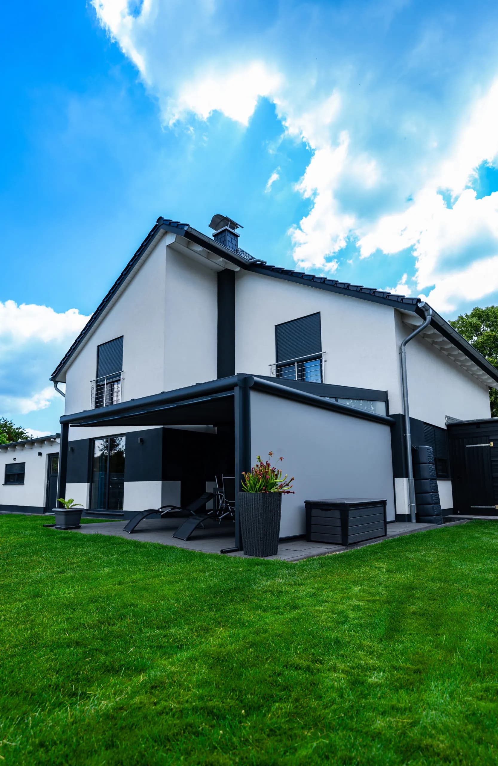 DeWiTec ABC: I wie Investition: Was kostet ein Outdoor Living Projekt wirklich?